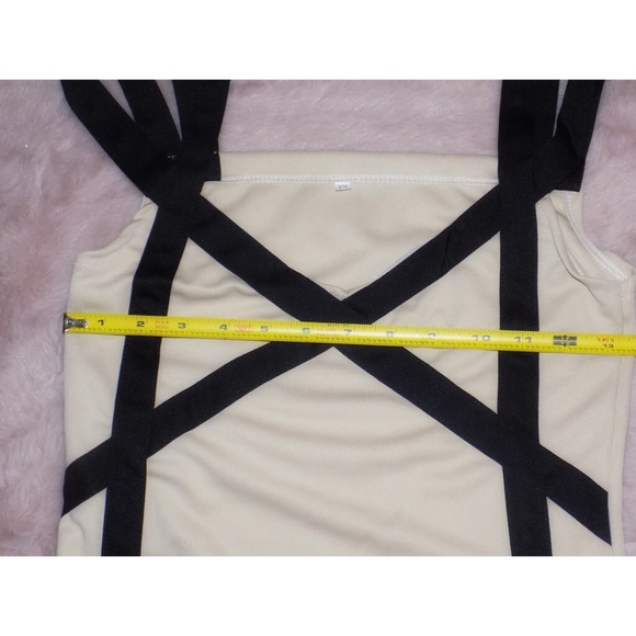 ‼️HOST PICK‼️ Mid-Thigh Off-Shoulder Dress - Picture 3 of 4